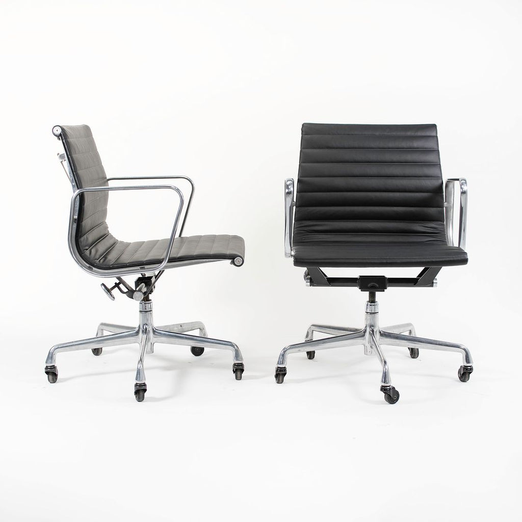 2010s Herman Miller Eames Aluminum Group Management Desk Chair Black Leather 6x Available