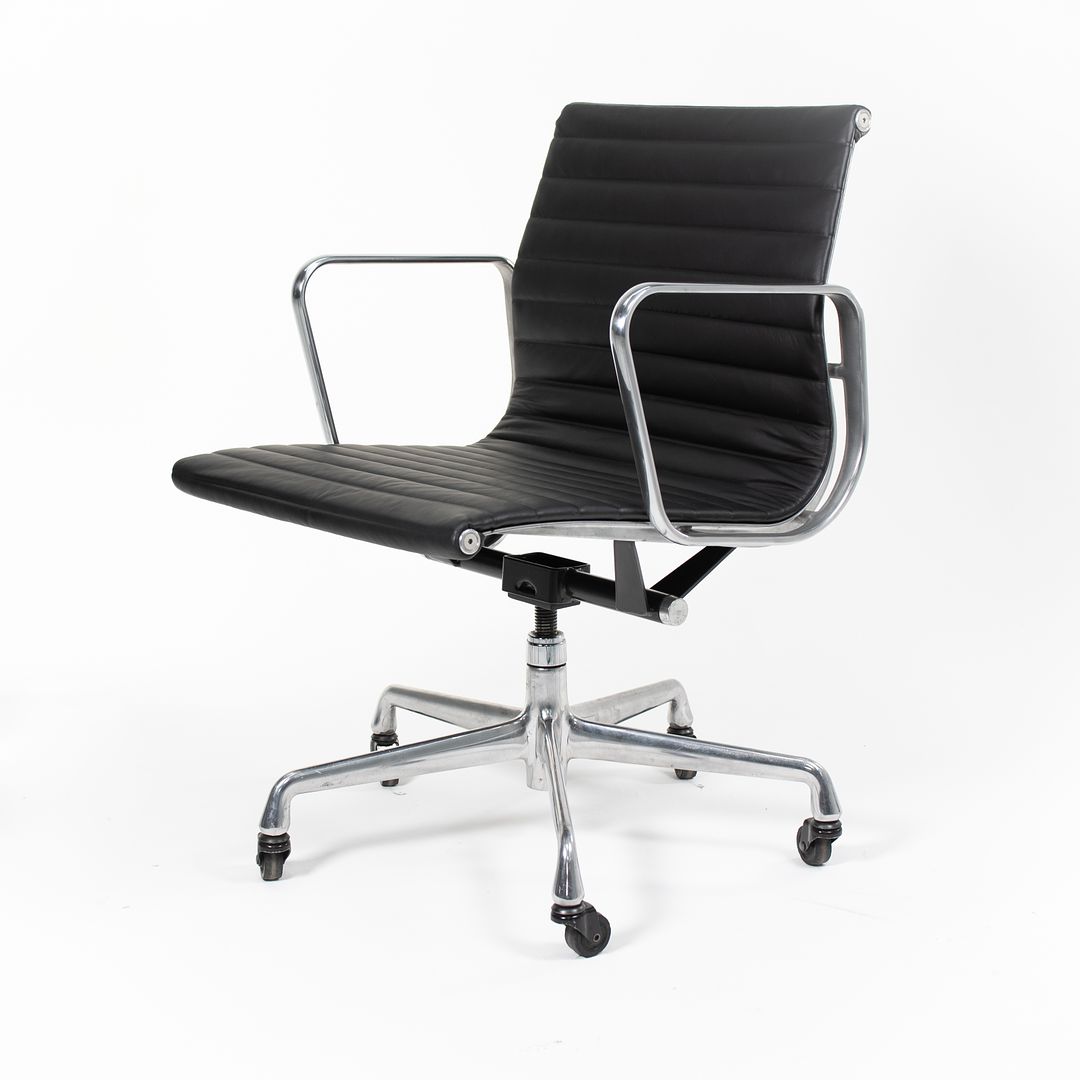 2010s Herman Miller Eames Aluminum Group Management Desk Chair Black Leather 6x Available