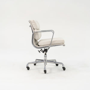 SOLD 2010s Eames Aluminum Group Soft Pad Management Desk Chair, EA435 by Ray and Charles Eames for Herman Miller in Off-White Fabric