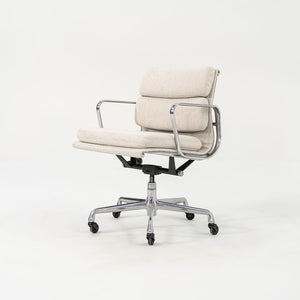 SOLD 2010s Eames Aluminum Group Soft Pad Management Desk Chair, EA435 by Ray and Charles Eames for Herman Miller in Off-White Fabric