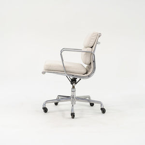 SOLD 2010s Eames Aluminum Group Soft Pad Management Desk Chair, EA435 by Ray and Charles Eames for Herman Miller in Off-White Fabric