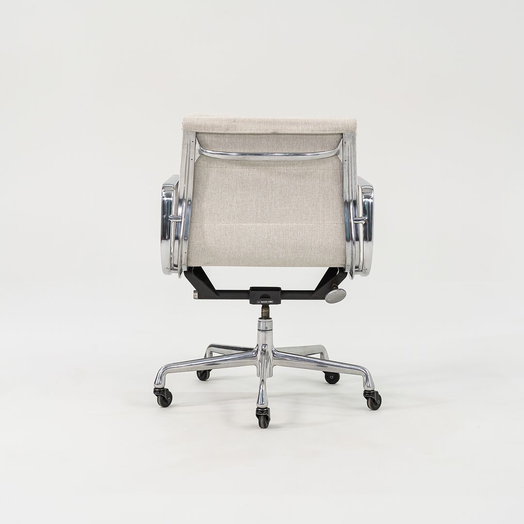 SOLD 2010s Eames Aluminum Group Soft Pad Management Desk Chair, EA435 by Ray and Charles Eames for Herman Miller in Off-White Fabric