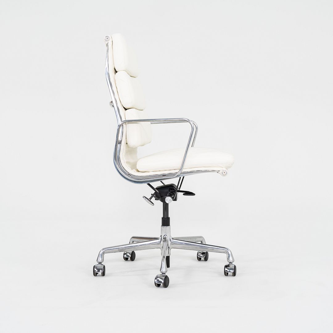 2010s Herman Miller Eames Soft Pad Executive Desk Chair Ivory Leather Upholstery