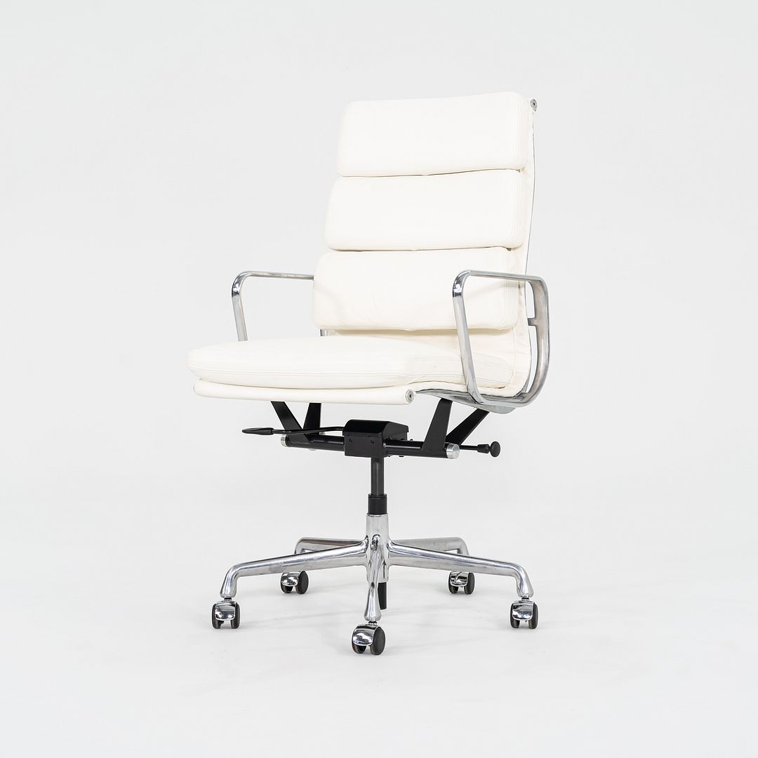 2010s Herman Miller Eames Soft Pad Executive Desk Chair Ivory Leather Upholstery