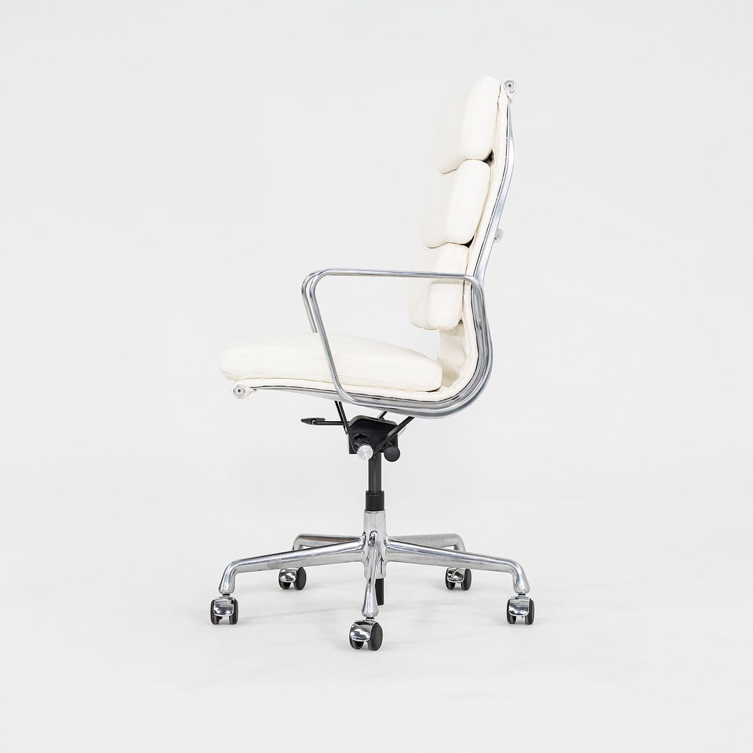 2010s Herman Miller Eames Soft Pad Executive Desk Chair Ivory Leather Upholstery