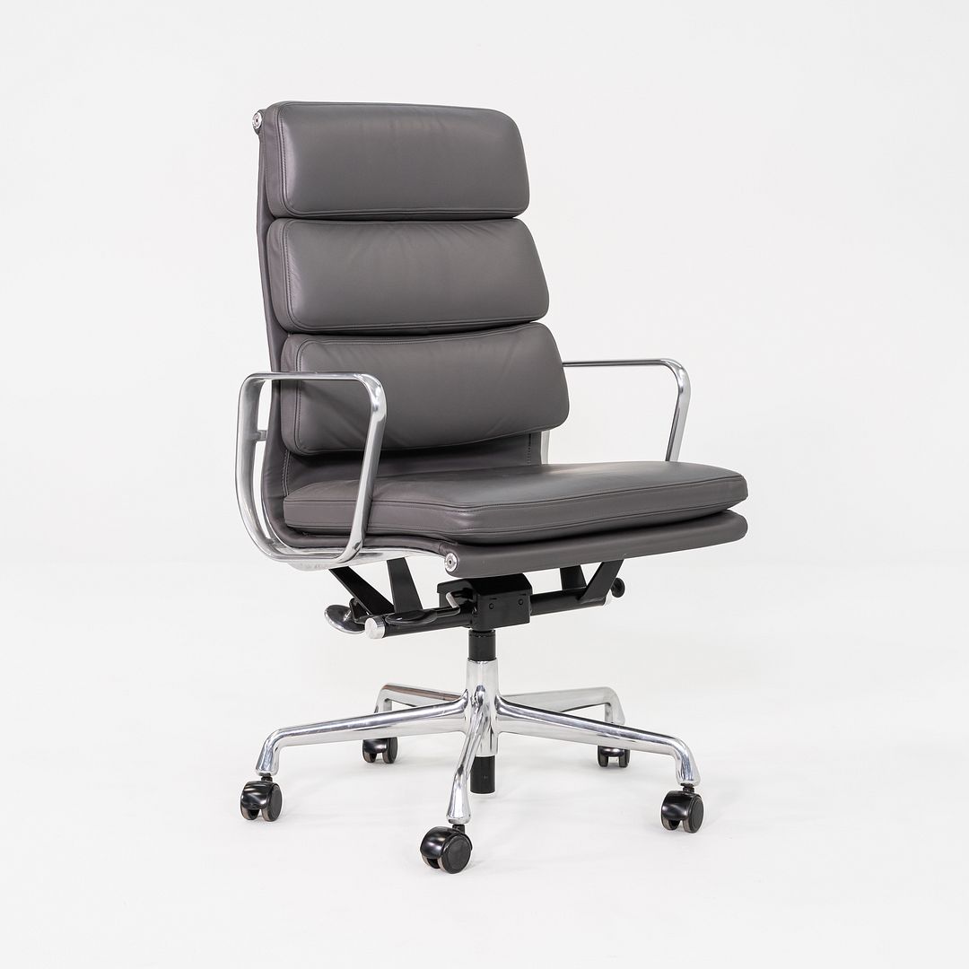 2017 Herman Miller Eames Soft Pad Executive Desk Chair Grey Leather 6x Available