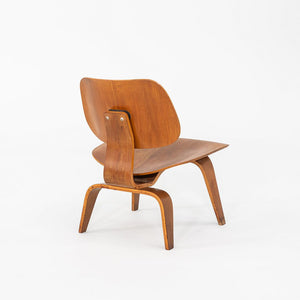 C. 1947 Herman Miller Evans Eames LCW Lounge Chair Walnut w/ 5-2-5 Screw Pattern
