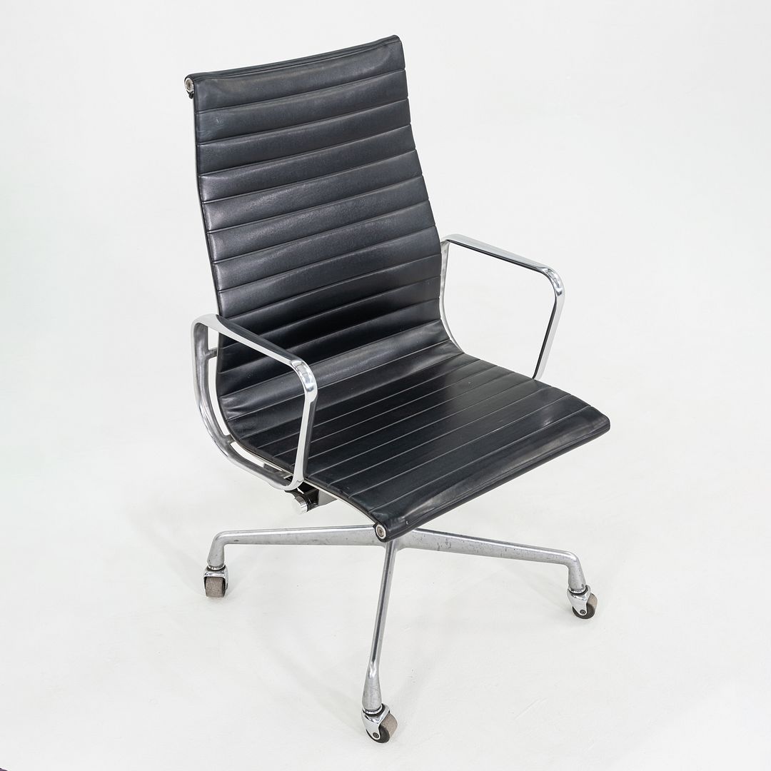 1981 Herman Miller Eames Aluminum Group Executive Desk Chair in Black Naugahyde