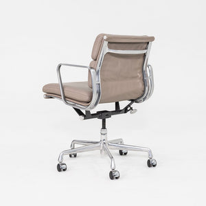 2007 Herman Miller Eames Soft Pad Management Desk Chair Greige Leather 4x Avail