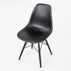 2018 Set of Four Herman Miller Eames DSW Dining Side Chairs in Black Plastic