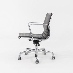 2012 Herman Miller Eames Aluminum Group Management Desk Chair in Black 10x Avail