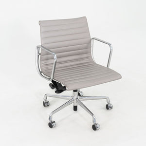 2010s Herman Miller Eames Aluminum Management Desk Chair Grey Naugahyde 2x Avail