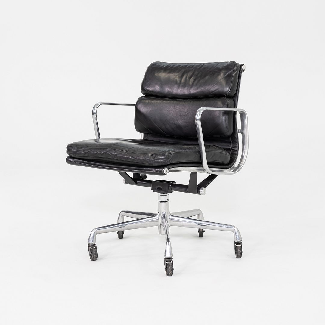 1997 Herman Miller Eames Management Soft Pad Desk Chair in Black Leather 12+ Avail