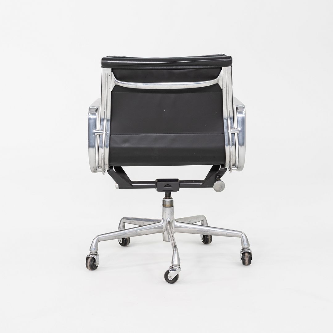 1992 Herman Miller Eames Soft Pad Management Desk Chair Black Leather 4x Avail