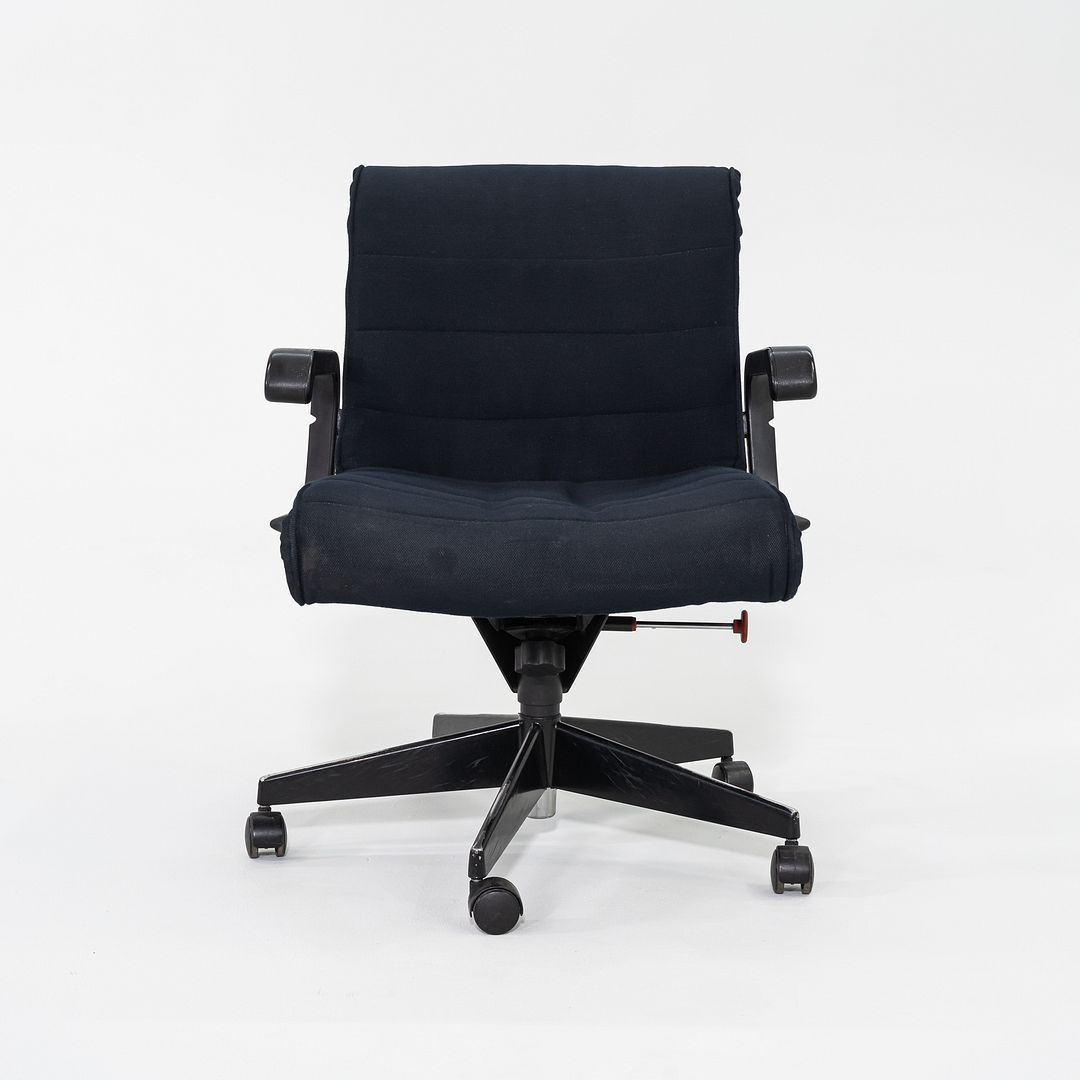 C. 2000s Richard Sapper for Knoll Management Desk Chair Black w/ Pneumatic Lift