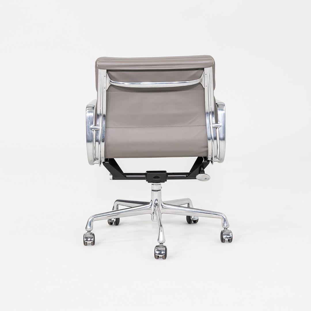 2013 Herman Miller Eames Soft Pad Management Desk Chair Grey Leather 11x Avail