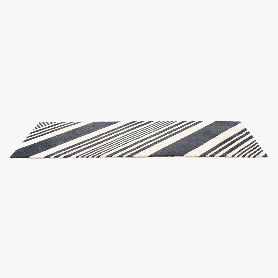 2010s Sue Timney for The Rug Company Bias Cut Rug of Tibetan Wool 96x30 inches
