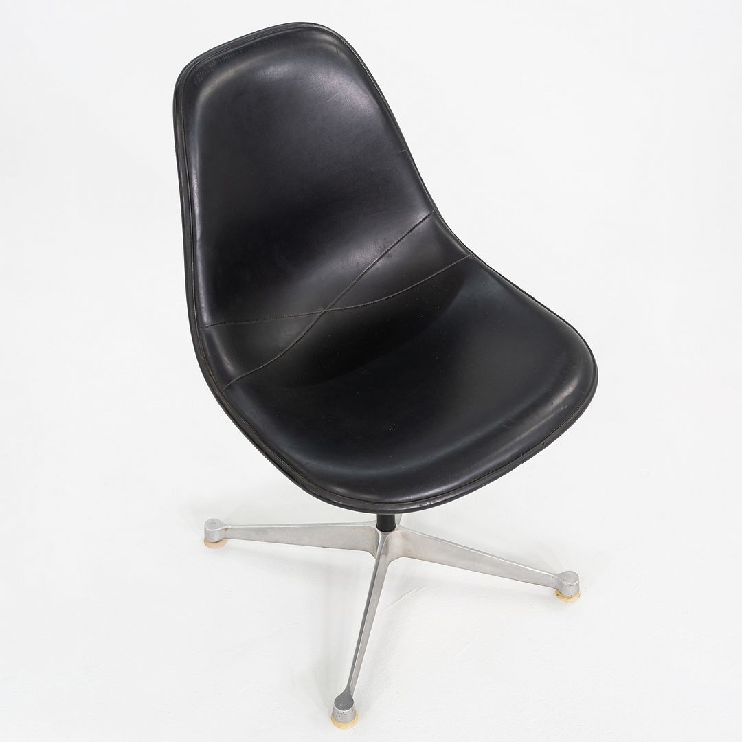 1960s Herman Miller Eames Pedestal Side Shell Chair in Fiberglass with Naugahyde