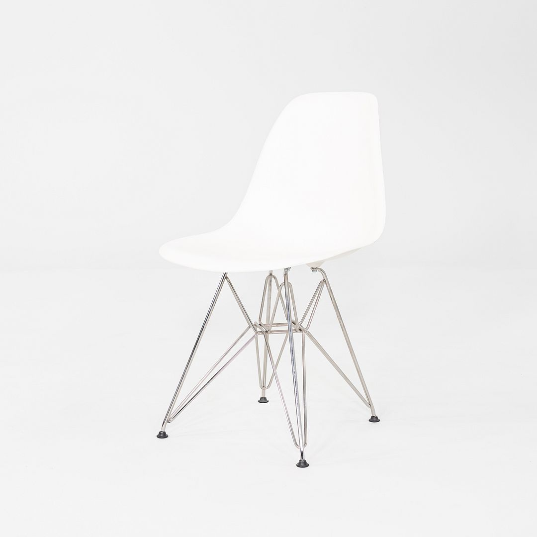 2015 Set of Six Eames DSR Plastic Shell Chairs in White with Steel Eiffel Base