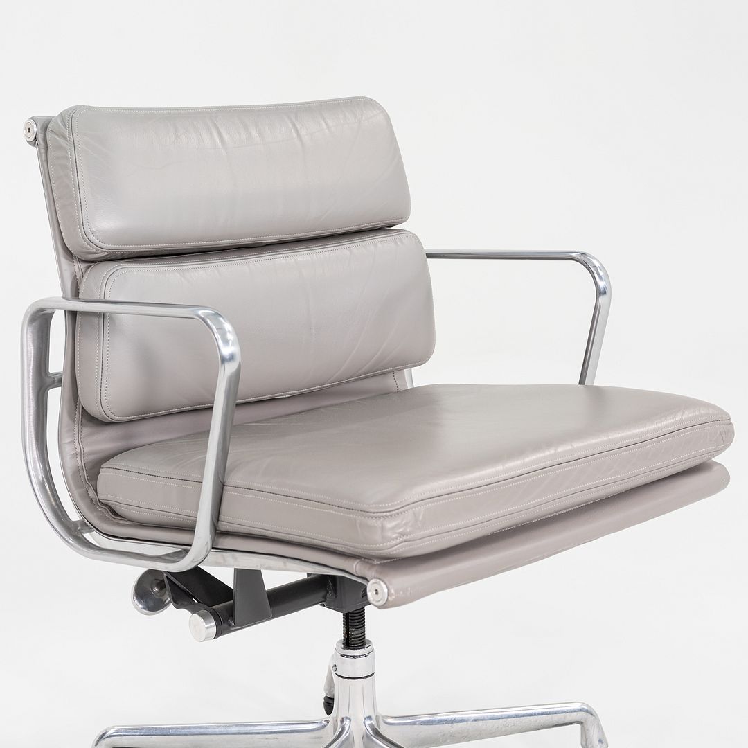 2006 Herman Miller Eames Soft Pad Management Desk Chair in Grey Leather 6x Avail