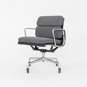 1977 Herman Miller Eames Soft Pad Aluminum Group Management Desk Chair in Grey