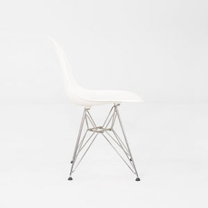 2015 Set of Six Eames DSR Plastic Shell Chairs in White with Steel Eiffel Base