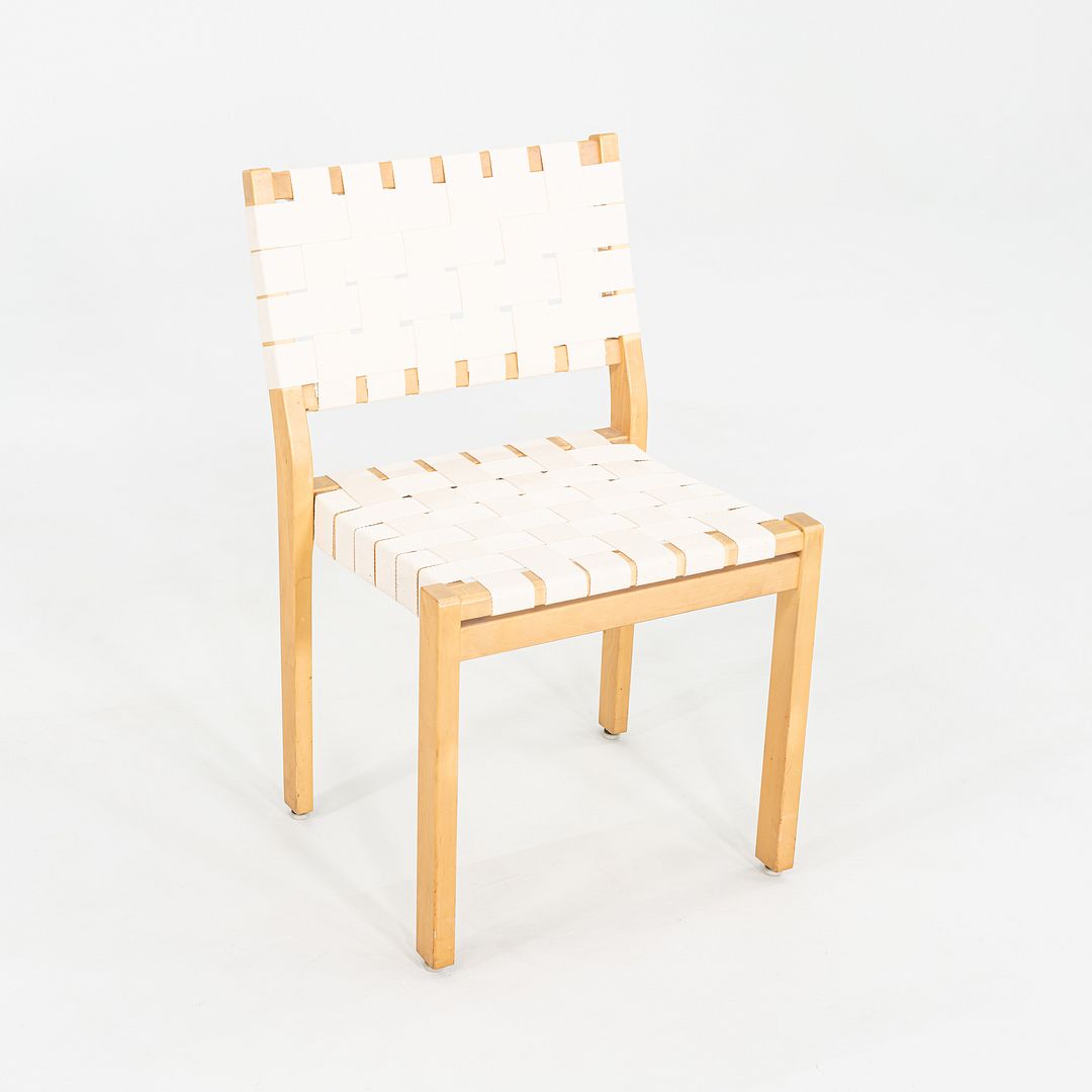 1980s Pair of Alvar & Aino Aalto for Artek 611 Stacking Dining / Side Chairs