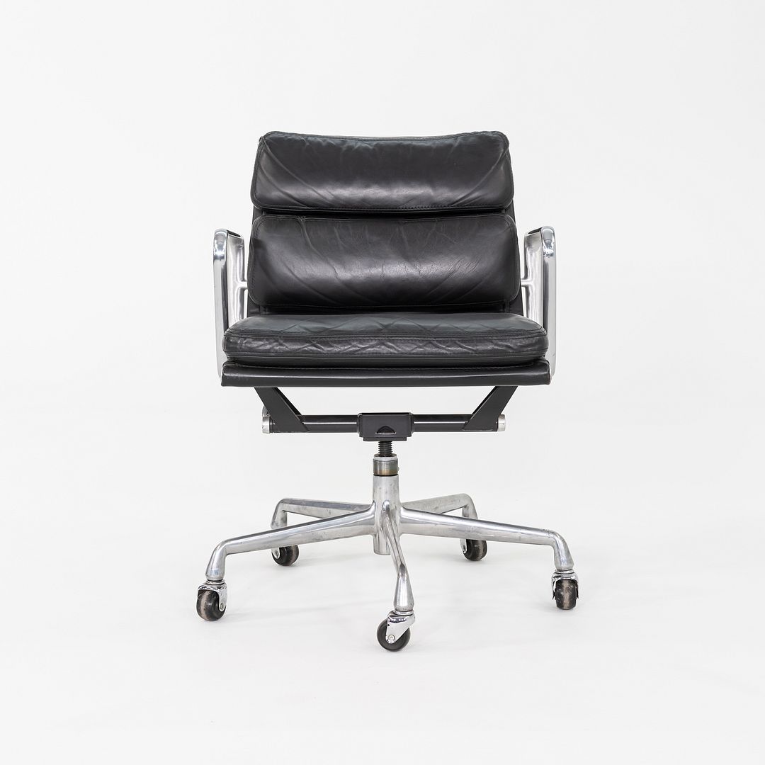 1992 Herman Miller Eames Soft Pad Management Desk Chair Black Leather 4x Avail