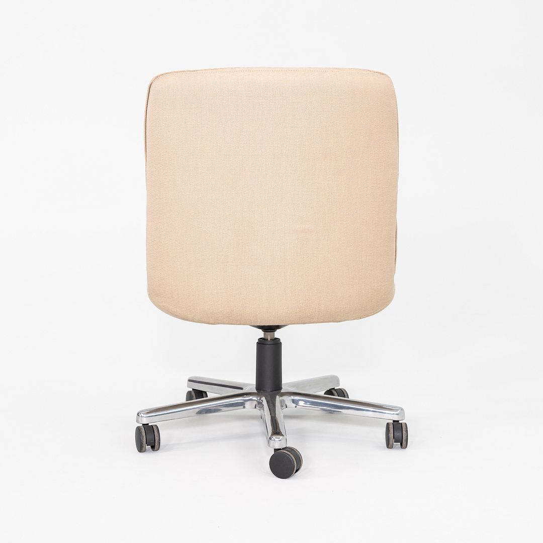1990s Geiger / Brickel Associates Executive Desk Chair in Tan Fabric 4x Avail