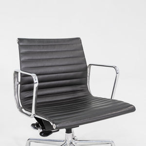 2012 Herman Miller Eames Aluminum Group Management Desk Chair in Black 10x Avail
