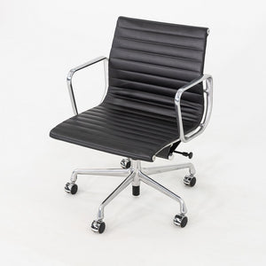 C. 2020 Herman Miller Eames Aluminum Group Management Desk Chair in Black