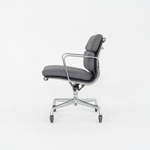 1977 Herman Miller Eames Soft Pad Aluminum Group Management Desk Chair in Grey