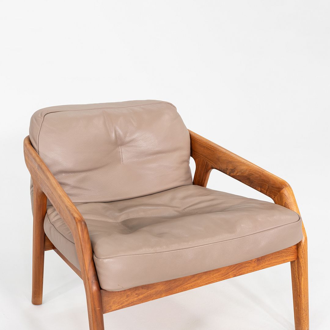 2020s Formstelle Zeitraum Friday 1 Lounge Chair Walnut & Brown Leather 4x Avail