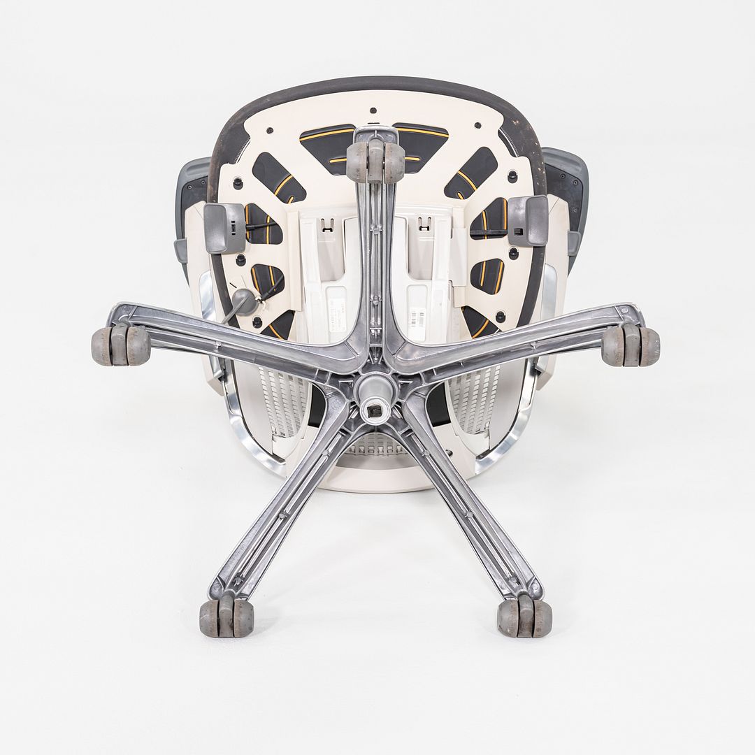 2013 Formway Design Studio for Knoll Generation Desk Chair in Grey 3x Available