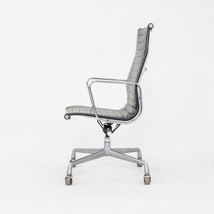 1981 Herman Miller Eames Aluminum Group Executive Desk Chair in Black Naugahyde