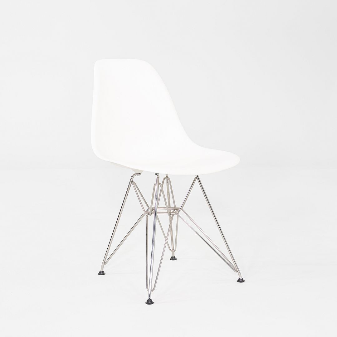 2015 Set of Six Eames DSR Plastic Shell Chairs in White with Steel Eiffel Base