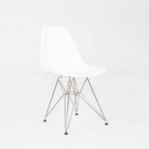 2015 Set of Six Eames DSR Plastic Shell Chairs in White with Steel Eiffel Base