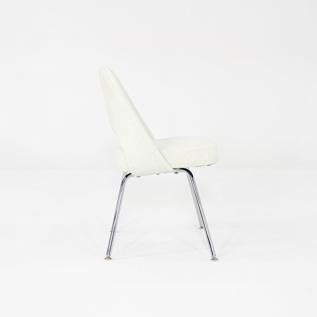 2019 Eero Saarinen for Knoll Armless Executive Dining Chair in Green 11x Avail