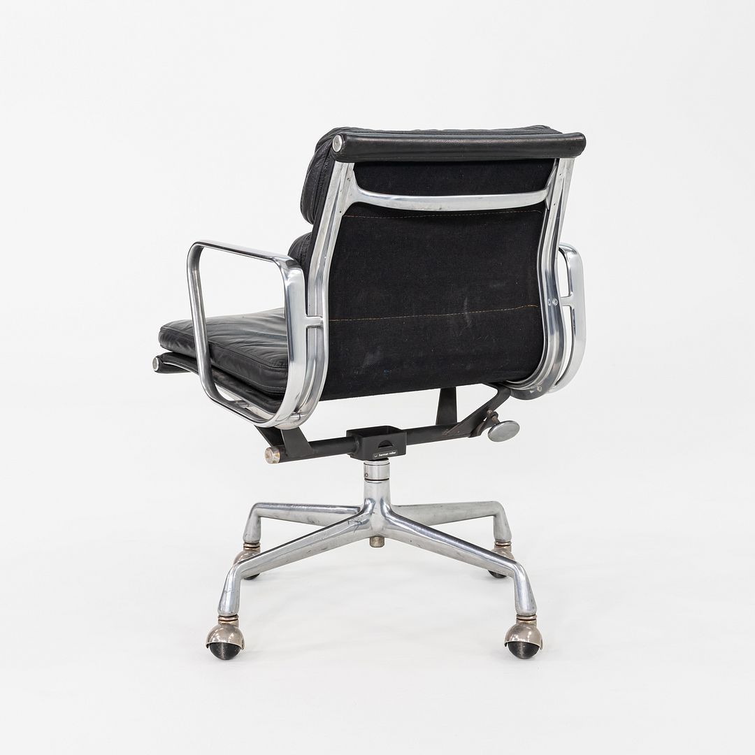 1979 Herman Miller Eames Soft Pad Management Desk Chair Black Leather 5x Avail