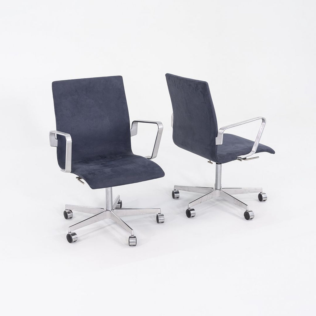 2023 Arne Jacobsen for Fritz Hansen Low Oxford Desk Chairs in Suede 11x Available