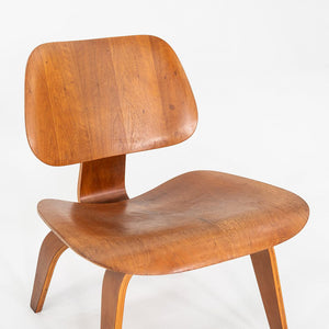 C. 1947 Herman Miller Evans Eames LCW Lounge Chair Walnut w/ 5-2-5 Screw Pattern