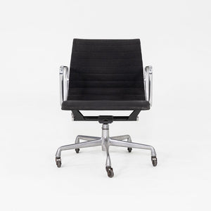 1992 Herman Miller Eames Aluminum Group Management Desk Chair in Black Fabric