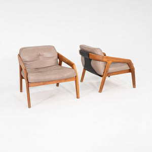 2020s Formstelle Zeitraum Friday 1 Lounge Chair Walnut & Brown Leather 4x Avail