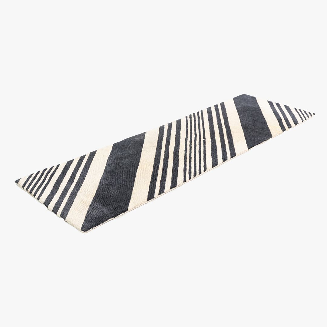 2010s Sue Timney for The Rug Company Bias Cut Rug of Tibetan Wool 96x30 inches