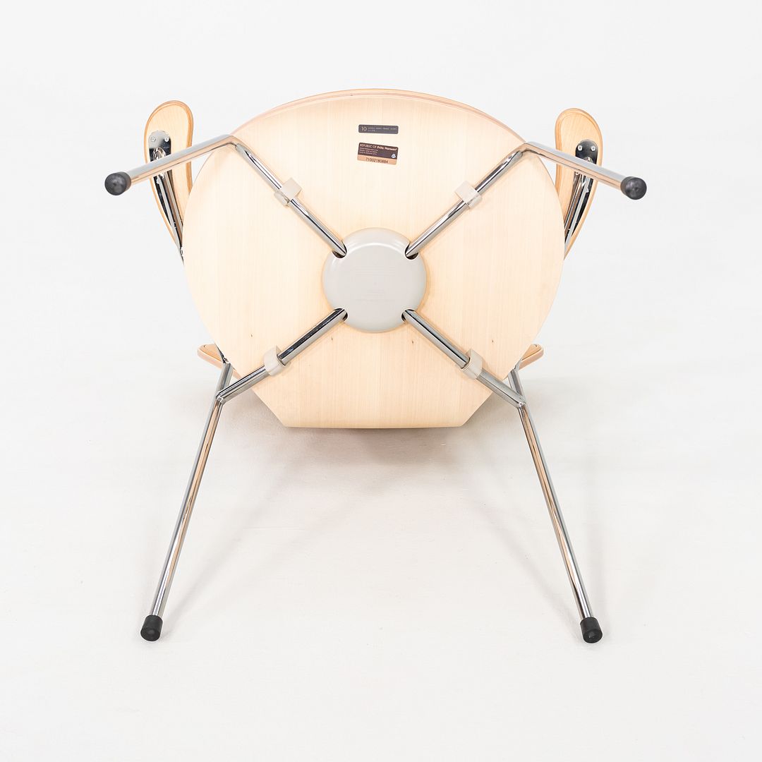 2012 Arne Jacobsen for Fritz Hansen Series 7 Dining Arm Chair Maple and Leather