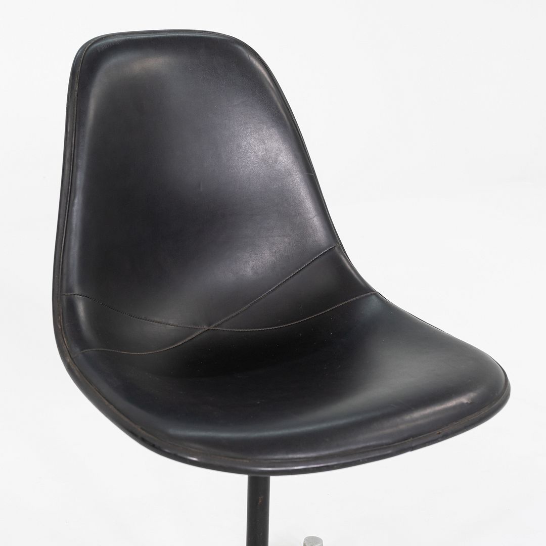 1960s Herman Miller Eames Pedestal Side Shell Chair in Fiberglass with Naugahyde