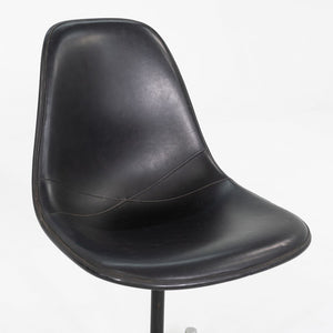 1960s Herman Miller Eames Pedestal Side Shell Chair in Fiberglass with Naugahyde