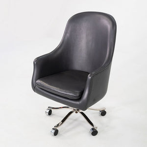 2006 Nicos Zographos Alpha Bucket Executive Desk Chair in Grey Leather 9x Avail