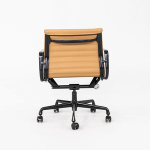 2022 Herman Miller Eames Aluminum Group Management Desk Chair in Tan, 4x Avail
