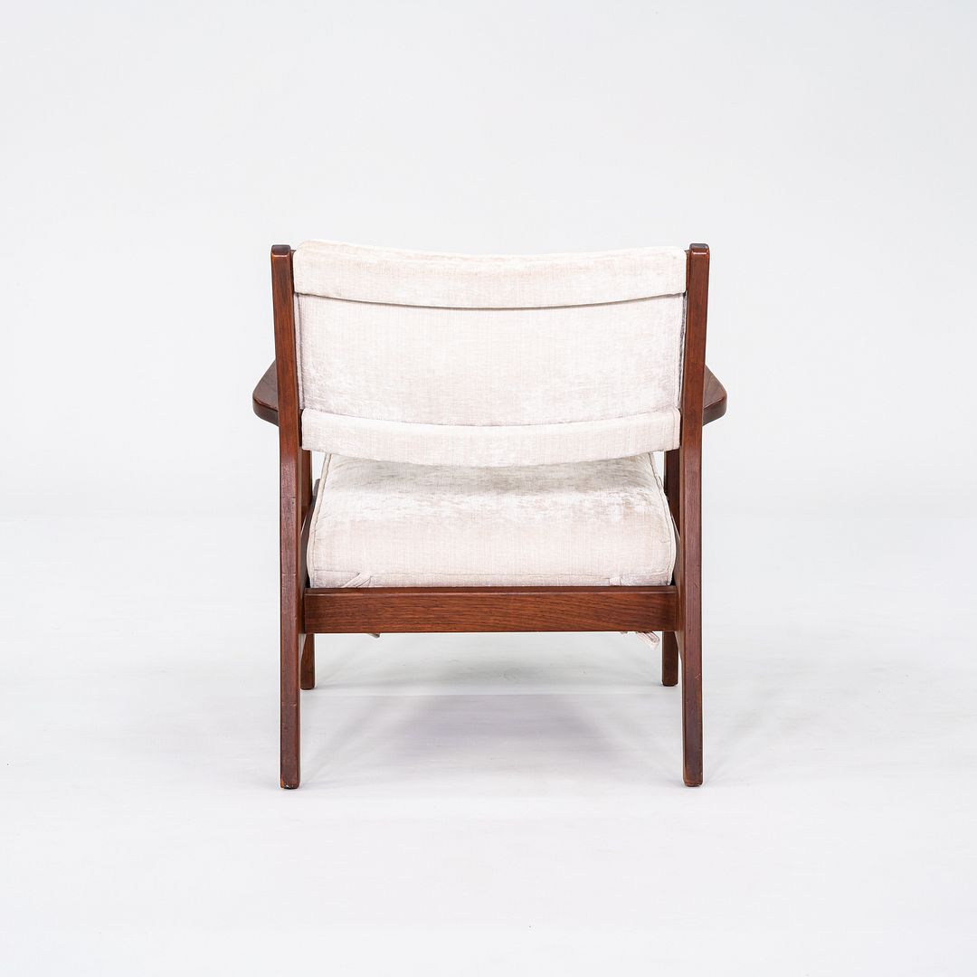 1960s Jens Risom Design U-430 Lounge Chair with Arms in Walnut and Fabric